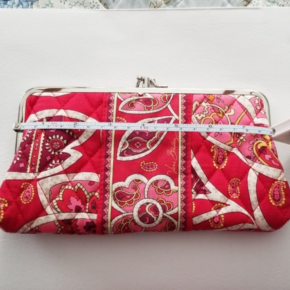 Vera Bradley Handbags - Vera Bradley 2 compartment clutch